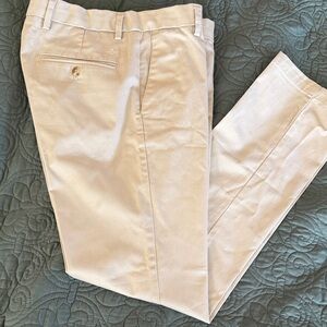 Flex Comfort Khakis by Dockers. Slim Fit Perfect for everyday wear 32 x 32